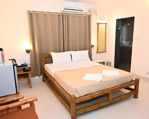 Shilpgram Heritage Resort Hotels in Sindhudurg