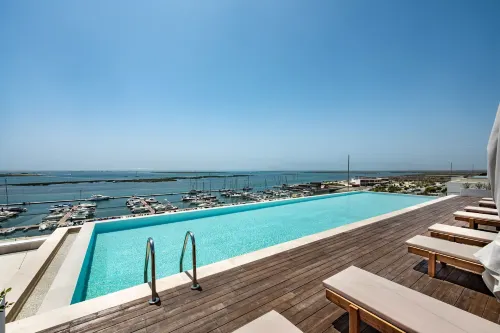 Del Mar Apartment - BT