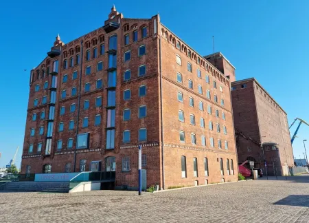 Ferienwohnung Steuerbord in Wismar Отели в г. Висмар