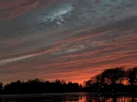 Lovely 2-bedroom LAKE house with AC in Fairmont フェアモントのホテル