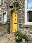 Cosy cottage in Bollington offering an escape to the Peak District and beyond.