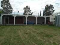 Contemporary home near Haciendas and vineyards 3 bedrooms 2,733 sq/ft Hotels in San Juan del Rio