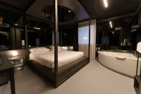 The Aries Hotel