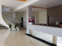 Hotel Grand Sigma Các khách sạn ở Lahat