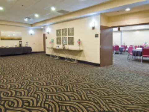 Hampton Inn & Suites Millington Hotels in Millington