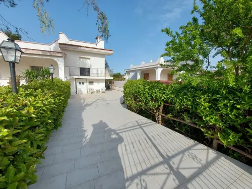 At 500 mt from the beaches comfortable air-conditioned studio apartment with parking space