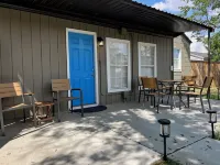 Family-Friendly, Modern & Comfortable 3Br Lubbock Home with a King Bed.