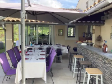 Madilauric 2 BNB à Peymeinade 6/8 Pax, Pays de Grasse les Parfums et Cannes Hotels in Peymeinade