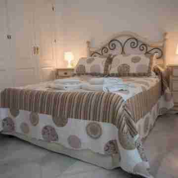 Torremolinos Beach Luxury Rooms