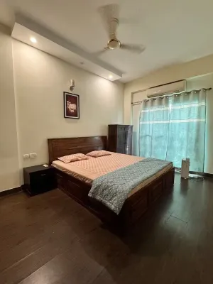 Apartment in Noida Best Location 2BHK