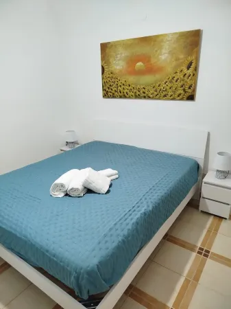 Cozy vacation home in Terrasini a stone's throw from the sea and the historic center.