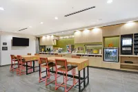 Home2 Suites by Hilton Raleigh Durham Airport RTP - breakfast