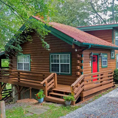 Serene Cabin in the Smokies w/ 2 Decks & Hot Tub!
