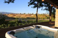 Quain 2+ Bedroom Wine Country Casita w/ Amenities