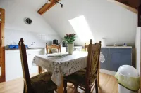 Reitpension Wiesengrund: cozy apartment on a riding and farm Hotels in Angermunde