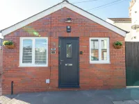 Cosy Central Cardiff Bungalow Hotels in Grangetown