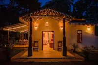 come to the beach-stay with us Hotel a Induruwa