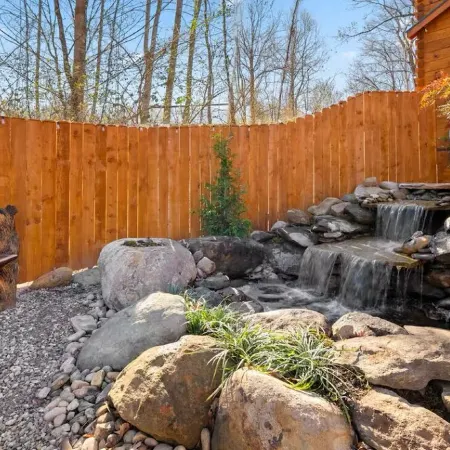 Cabin Apt 20Min to Gatlinburg Across from Ntl Park GameRoom+FirePit+Pet Friendly