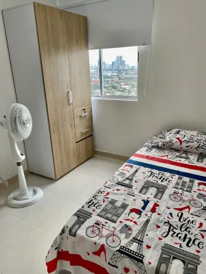 Cozy apartment near the walled city, 8 minutes from Rafael Nuñez airport Hotels in Torices