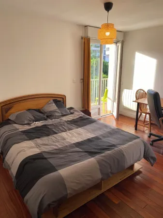 Large F4 apartment in a beautiful villa Paris-le Bourget