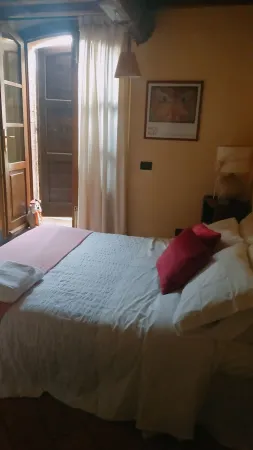 Chateau / Country House Отели рядом с достопримечательностью «Castello di Celsa»