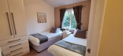 The Garden Lodge at Plas Cichle - Beaumars, AngleseyCountryside accommodation Hotels in