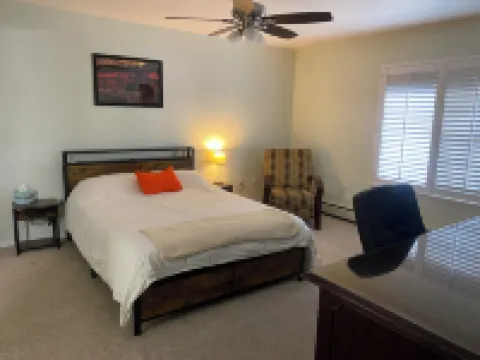 Emerald Isle Getaway - Tremendous 3-bedroom house with WiFi in Kodiak