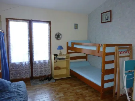 Kl. Ferienhaus in Ruhiger Lage Отели рядом с достопримечательностью «Mer»