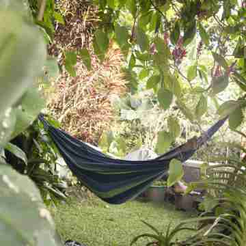 Nestled in Muyenga, Jjajja's Cottage offers a calm, quiet and cozy retreat. Hotel Exterior