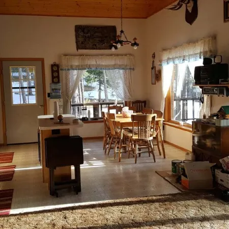 2-bedroom cabin 19 miles N of Lewistown MT that sleeps 10-11 people.