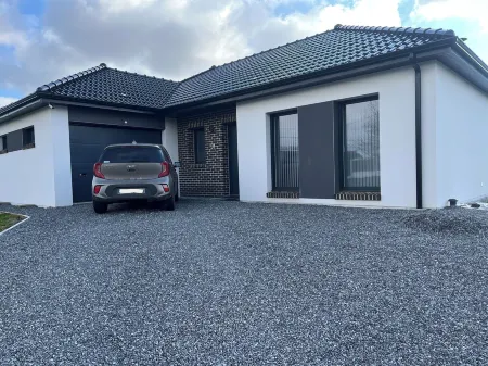 Chic, modern house in the countryside Отели в г. Круа-ан-Тернуа