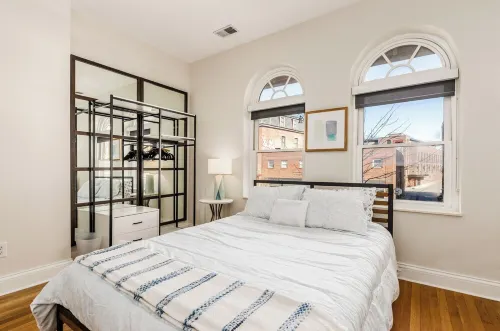 Luxury Short North Top Floor Condo & 2 Beds