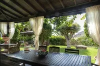 Beautiful garden, spectacular view and privacy, ideal for nature lovers. Tegueste 호텔