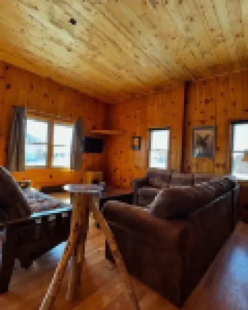 Cozy cabin conveniently located for fisherman on the Green River in Wyoming