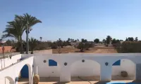 Maison Typique Avec Patio et Piscine فنادق في غيزن
