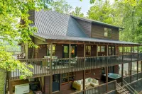 New Listing! Luxury mountain view cabin in the heart of Aska Adventure area
