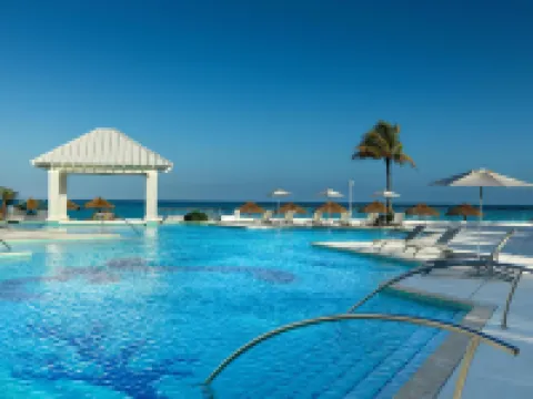 Sandals Royal Bahamian All Inclusive - Couples Only