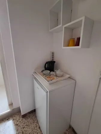 Double room with bathroom located near the historic center and beaches.