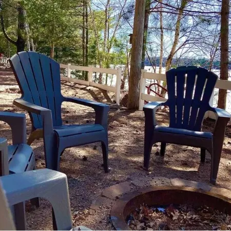 Amazing Sunset Views on Romantic Lakefront Cabin