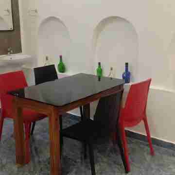 Adam's Holiday home is 3 BH apartment type with two ac & one non ac rooms. Dining/Meeting Rooms