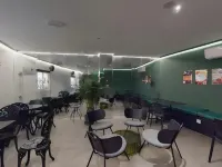 2060牛頓青年旅館 馬德里酒店