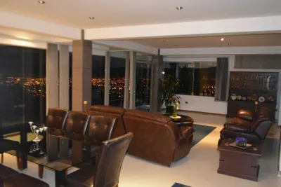 Luxury 2-bedroom apartment with Best View in Cochabamba Hotels in 