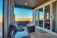 Spacious 4-bedroom house in charming Brighton w/WiFi, AC.