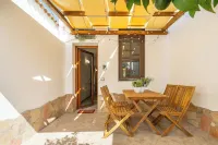 La Casa dei Fiori d'Arancio Hotels in Capoterra