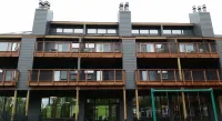 SKI-OUT & IN! Hike, bike, fish, golf, beautiful Lake Superior N Shore/Sleeps 2+