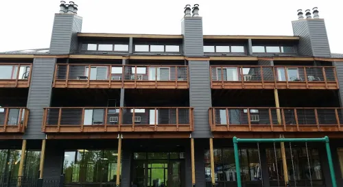 SKI-OUT & IN! Hike, bike, fish, golf, beautiful Lake Superior N Shore/Sleeps 2+