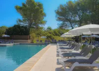 Grand Prix Hôtel & Restaurant - Pools