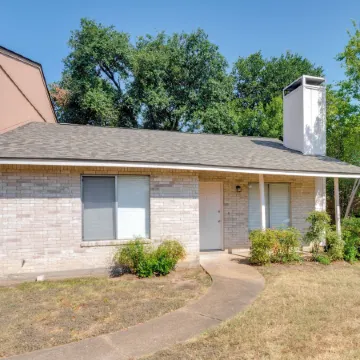 Easy Tailgate Access! Home 3 Mi to College Station