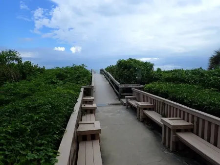 3-minute walk to private Beach - Recently Updated! In-unit Washer & Dryer