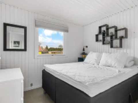 "Bjart" - 150m from the sea Hotels in Hesselager